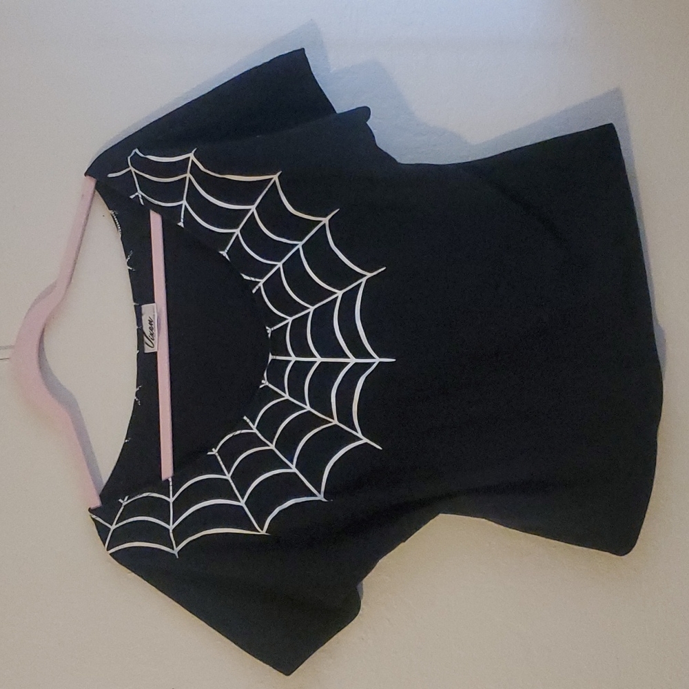 Vixen Spiderweb Top